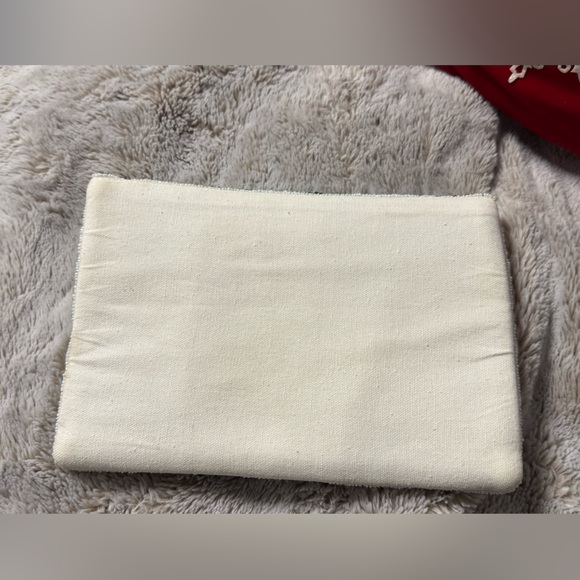 Green and White Beaded Clutch - Picture 4 of 11